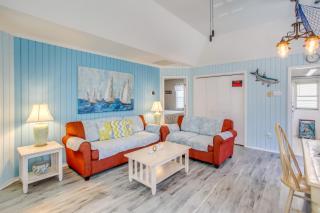 Myrtle Beach Cottage, Walk to Pools and Beach! - 7