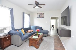 Cozy Beds with Parking, Laundry - Near RU, RWJ, NJ Transit - 8