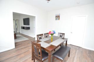 Cozy Beds with Parking, Laundry - Near RU, RWJ, NJ Transit - 5