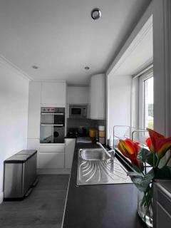 Stylish One Bed Apartment - 5