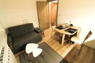 Mother Teresa Apartments - 6