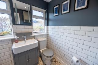 2 bed home in quiet Harrogate suburb - 4