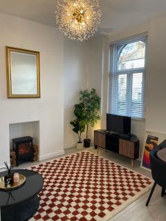 Stylish Victorian Flat In Finsbury Park - 9