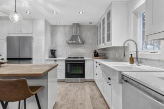 Luxurious Scandinavian Golf Chalet with Private Spa - 8