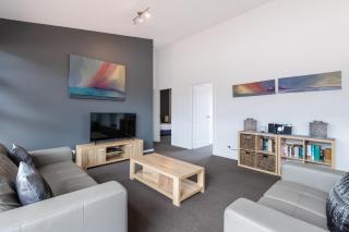 Plantation - 3BR Modern Family Friendly Apartment Huskisson Main Street By Nautilus Apartments Jervis Bay - 8