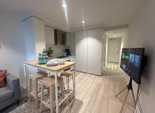 Smart Stay Melbourne CBD 2 Bedrooms with Gym, swimming pool and sauna - 9