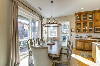 Hot Tub and Fire Pit Modern Flagstaff Home - Flagstaff - 9