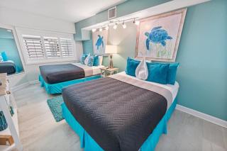 New Remodeled, Corner Oceanfront Beach Cove, Pools - 4