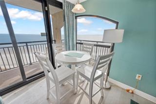 New Remodeled, Corner Oceanfront Beach Cove, Pools - 8