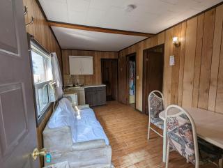 Tiny Wood Cottage 07 - 9