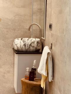 Stay And Surf Guesthouse - 4