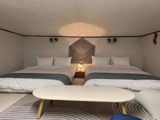 경복궁 광화문 명동 종로 동대문 홍대 지하철 도보3분 방3 침대5 10명 가족 단체 가능 - Seul - 1