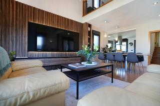 GALIHOST - Villa Gandara - 9