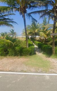 Casa com piscina 4 quartos 2 suítes condomínio frente mar - 1