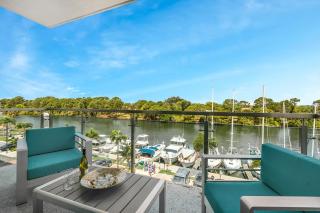 Waterfront Captains Stateroom CC-506 - 9