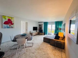 Bananaquit Condo - 7