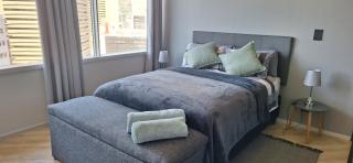 1501 Golden Thibault - 0