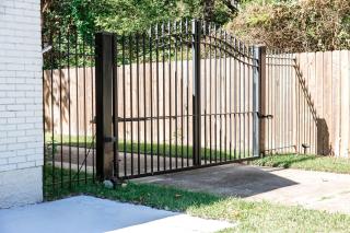 The Memphis Muse House - Move-In Ready, Fully furnished 4 bedroom, 2 bathroom house - 3