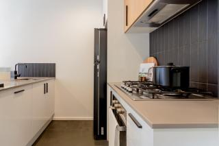 Cozy 3BR in Throsby with courtyard, free wifi and park - 5