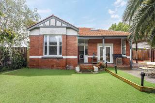 Rosanna Grove - Stylish Haven near Cafés & Parklands - 5