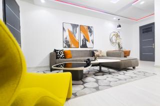 Erandyoeo Court, 101 2 Bedroom at Lekki Phase 1 - 0