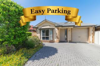 No stairs, Big House, Garage Richmond Residence 1 - 5