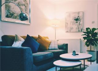 Modern 2-bed , Bradley Stoke, NR Parkway Station, Free Parking - 9