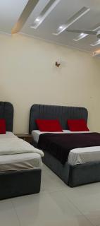 Podu Guest House - 1