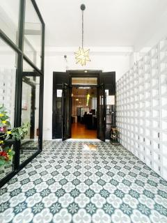 SYRI Boutique Guesthouse Restaurant & Cafe - 9