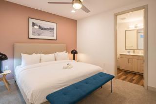 Boulevard Stays Modern Roosevelt 1BR Suite Pool & Gym Access - 2