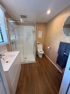 Tuis Nest, family beach bach at Opito Bay - 2