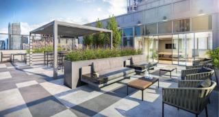 Modern studio in a luxury high rise in the heart of Midtown Manhattan - 6