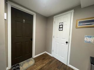 Cozy Small Room - Queen bed - Free Parking in Charlottetown - 2