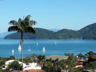 Enseada - Kitnet com vista, churrasqueira e 600m do mar - 6