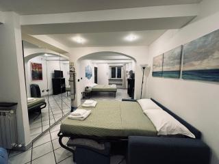 Paid Parking available- Appartamento in centro storico a Genova - 4