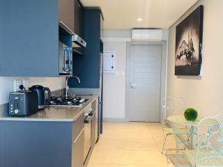 Umhlanga Ridge Sea View Studio Apartment - 5