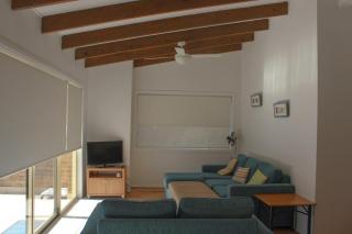 Kennington 8 Blackhead - 5