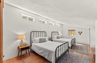 Deer Peak Retreat - 9