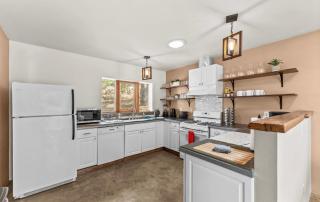 Deer Peak Retreat - 8