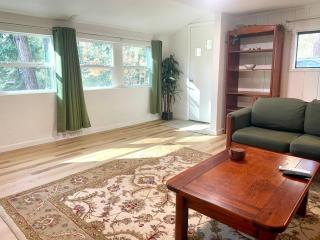 Deer Crossing in Nevada City - 9