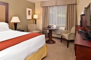Holiday Inn Express Portland South - Lake Oswego by IHG - 1