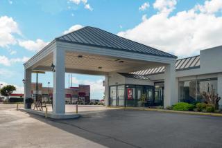 Baymont by Wyndham Richmond KY - 0