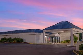 Baymont by Wyndham Richmond KY - 7