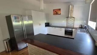 Seabreeze Cottage Cosy Huskisson Stay by the Beach - 3