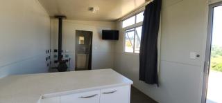 Misty Valley Hilltop Farmstay - Off Grid Retreat - 7