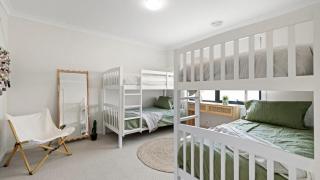 Ella Phillip Island - 5