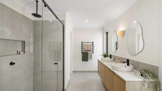 Ella Phillip Island - 4