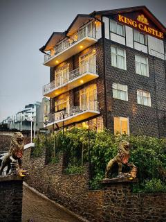 King Castle Lake Front By Laksam - 5