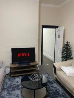 Modern & Cosy 2-Bedroom Flat in Sunderland - 0