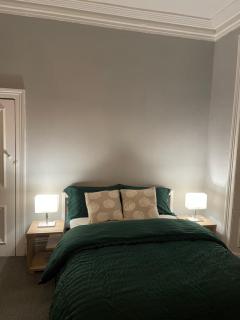 Modern & Cosy 2-Bedroom Flat in Sunderland - 6